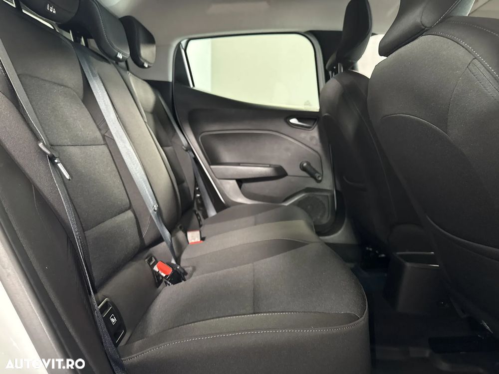 Renault Clio - 13