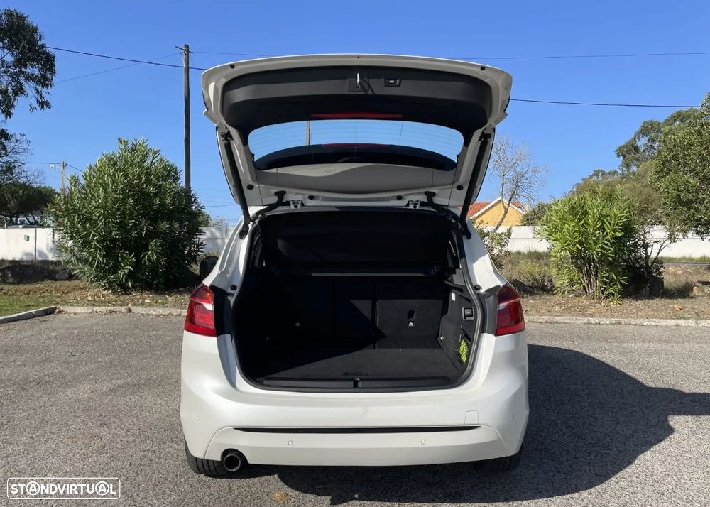 BMW 216 Active Tourer d Line Sport - 14