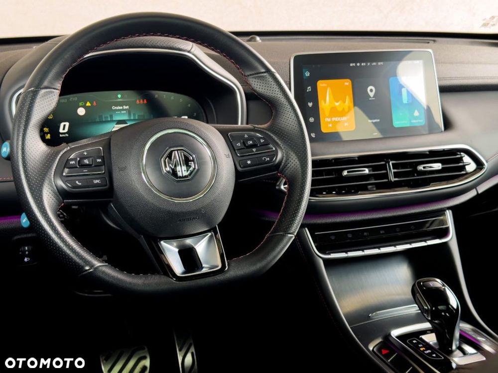 MG HS 1.5 T-GDI Exclusive DCT - 19