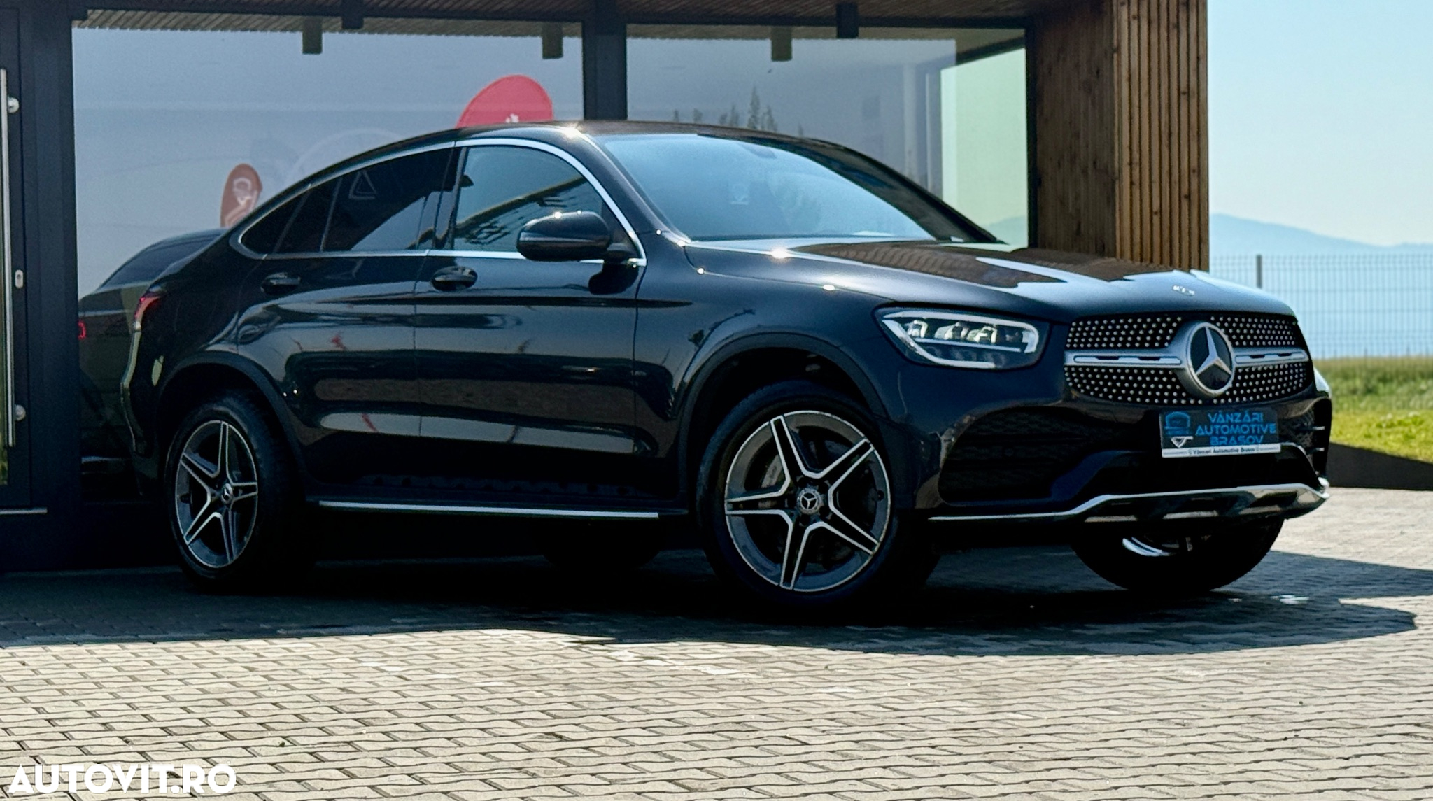 Mercedes-Benz GLC Coupe 300 e 4Matic 9G-TRONIC AMG Line - 10