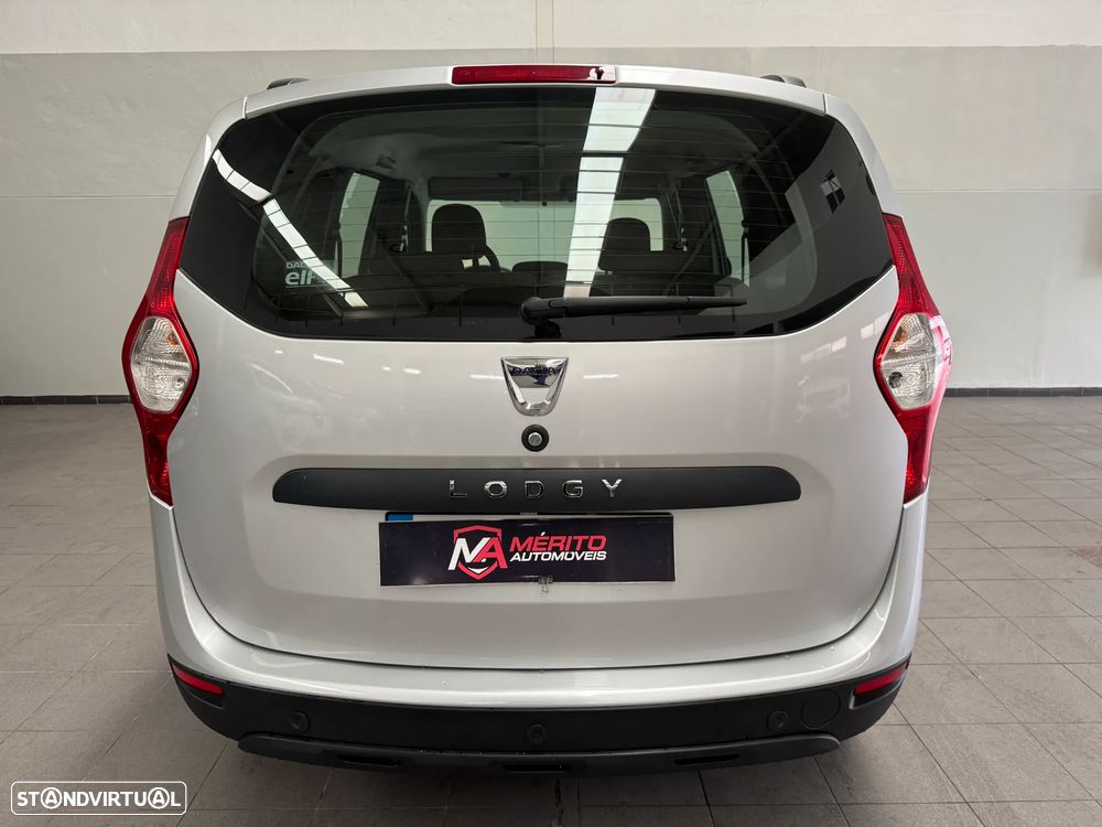 Dacia Lodgy dCi 110 Stepway - 8