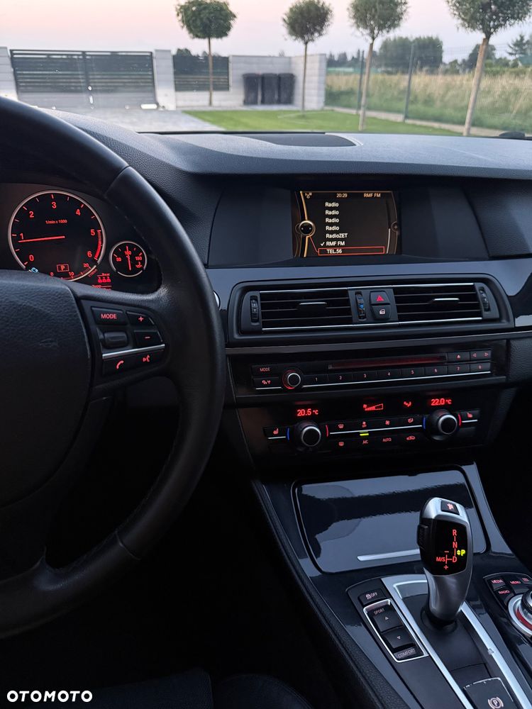 BMW Seria 5 520d - 11