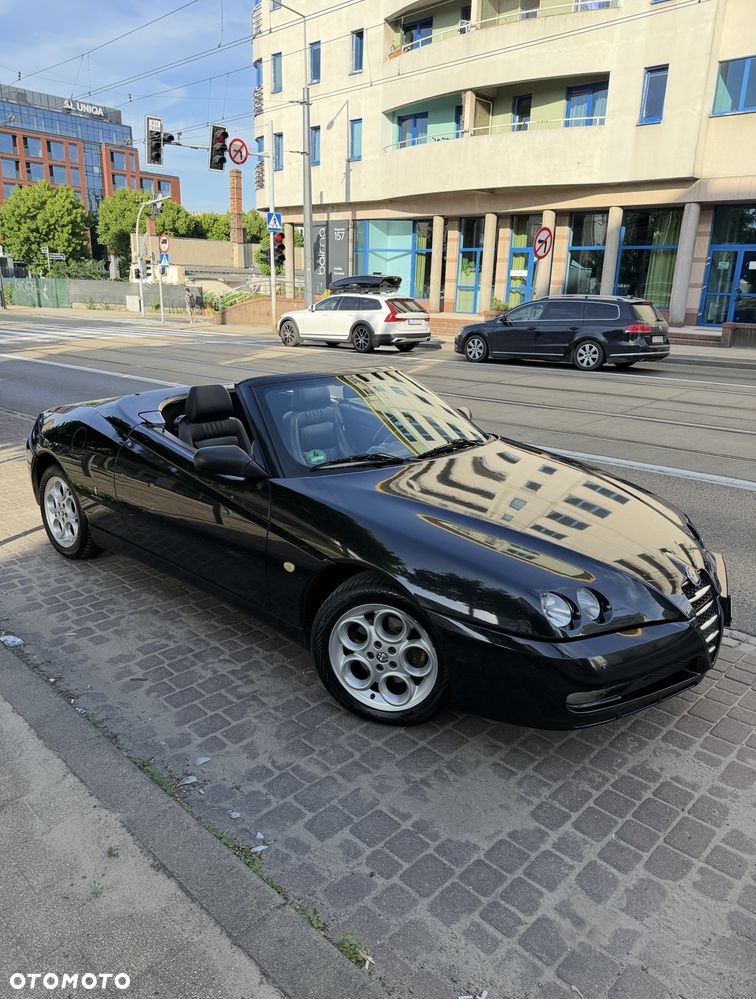Alfa Romeo Spider 2.0 JTS - 1