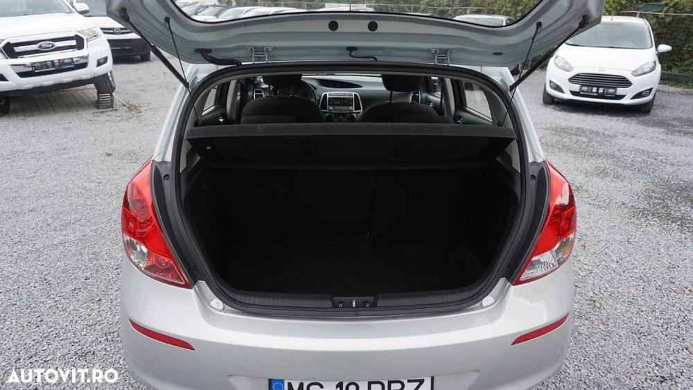 Hyundai i20 1.4 CRDI L Classic - 13