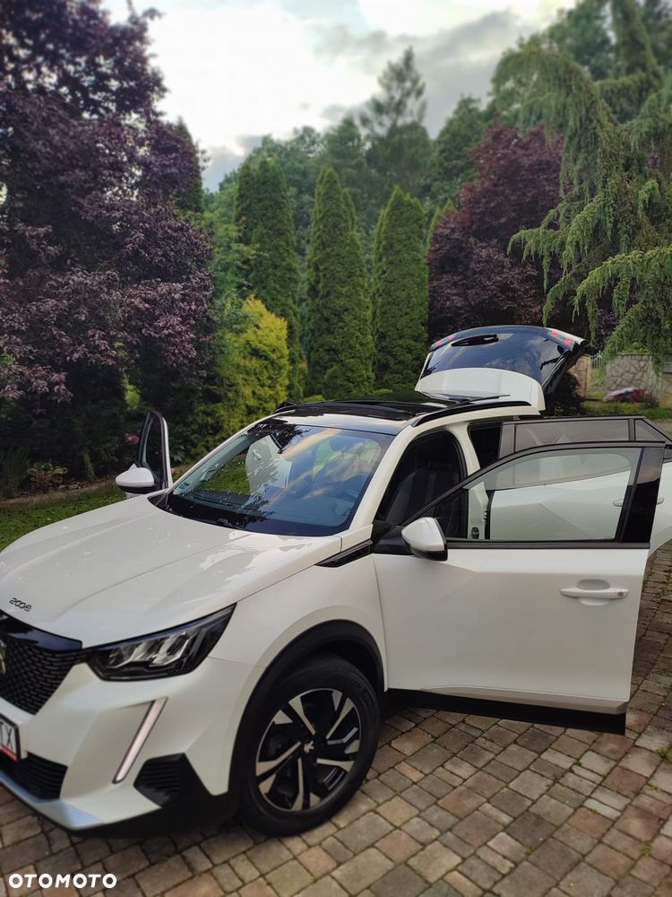 Peugeot 2008 1.2 PureTech Allure S&S EAT8 - 17