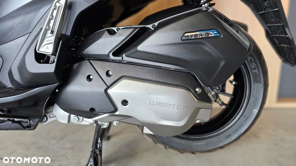 QJMOTOR MTX 125 - 19