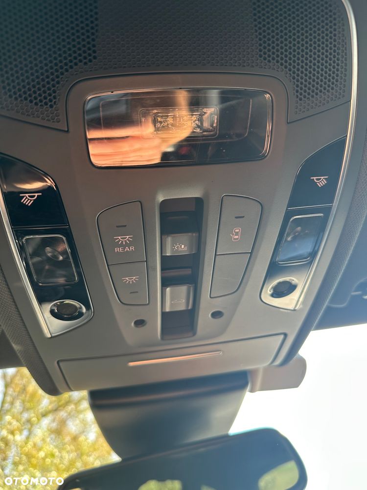 Audi A6 Avant 2.0 TDI DPF multitronic - 13
