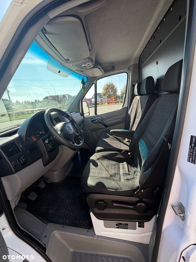 Mercedes-Benz Sprinter - 6