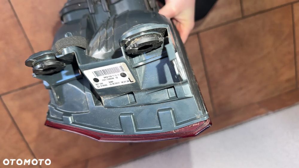 BMW F32 F33 F36 LAMPA W BŁOTNIK LEWA TYŁ 7296099 USA - 5