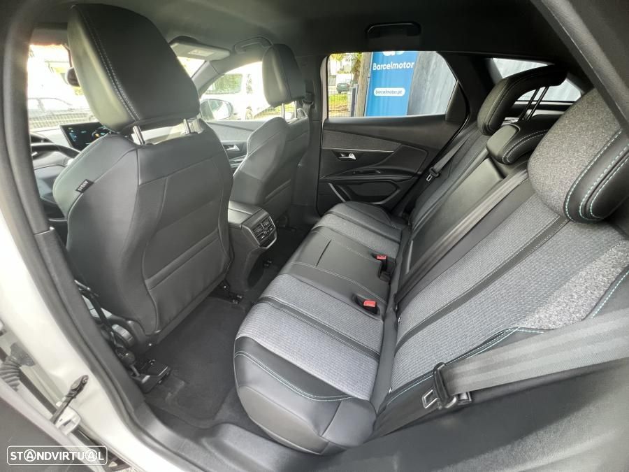 Peugeot 3008 225 e-EAT8 Allure Pack - 18