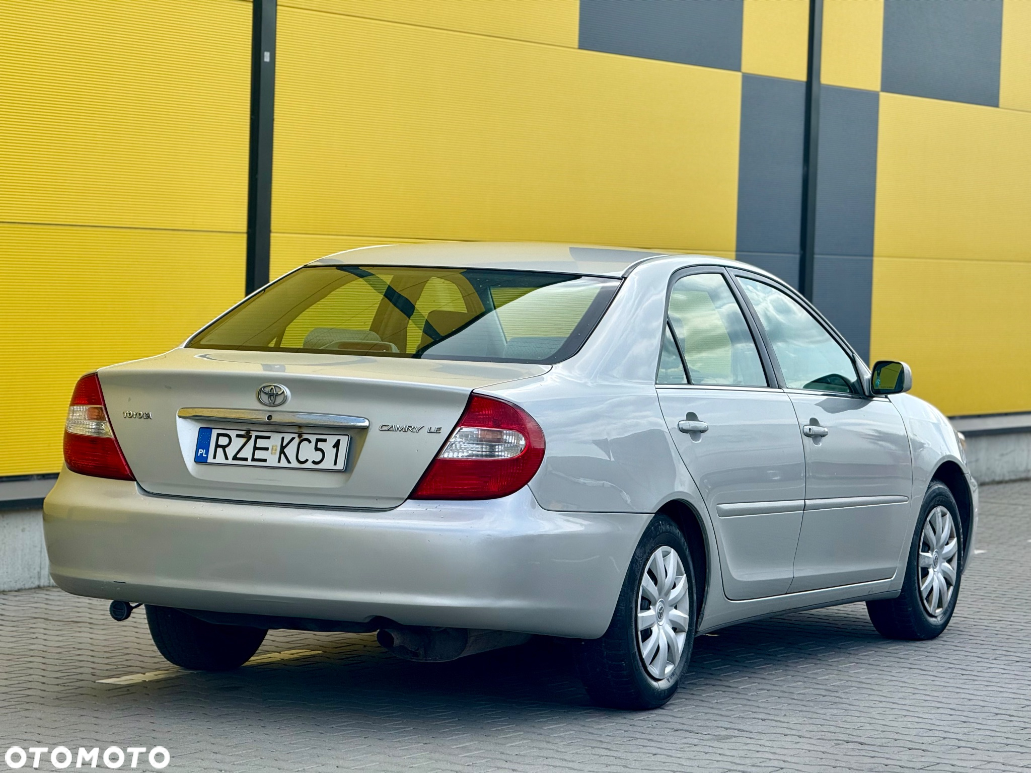 Toyota Camry 2.4 VVT-i - 4