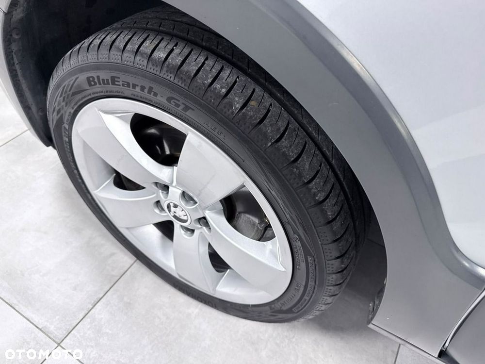 Skoda Roomster 1.9 TDI Scout PLUS EDITION - 13