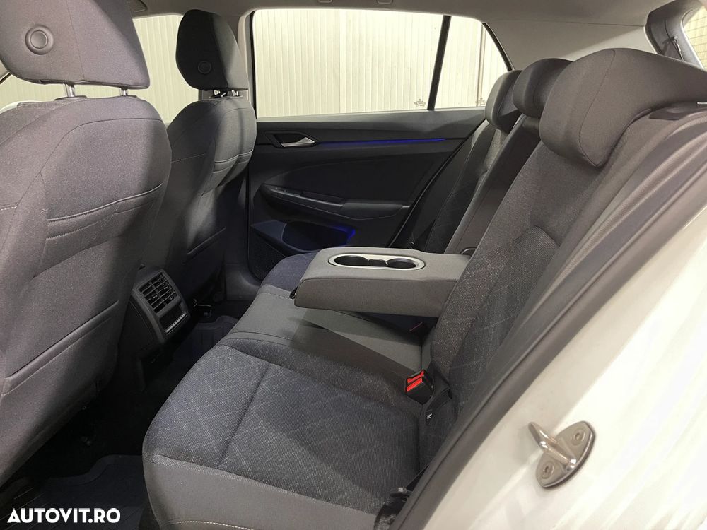 Volkswagen Golf 1.0 TSI Life - 12