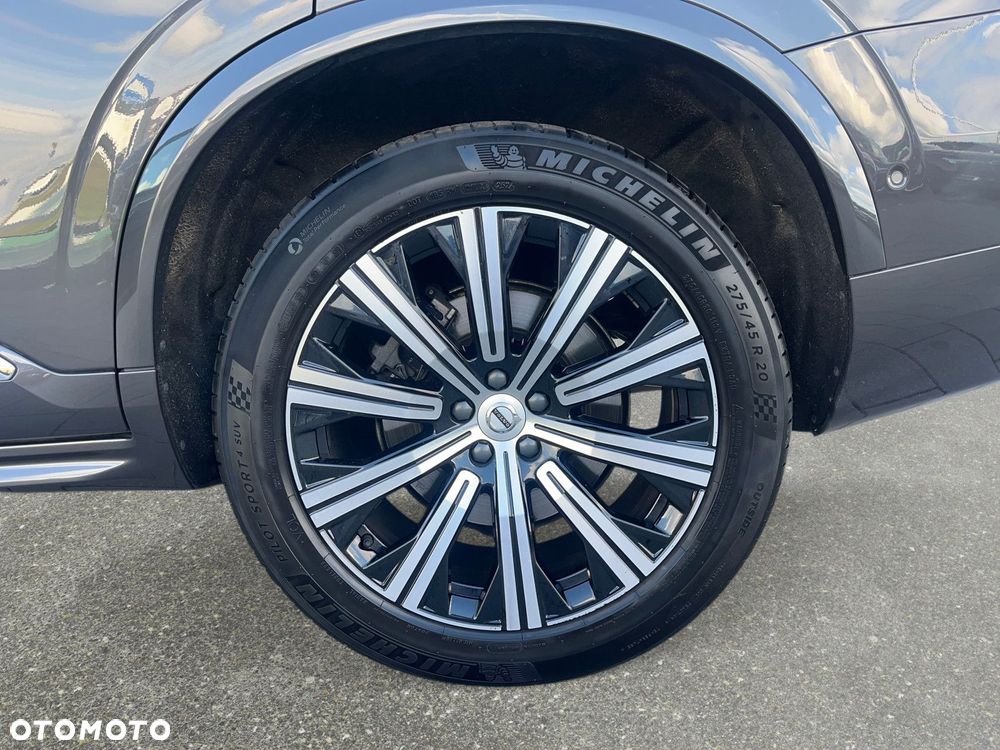 Volvo XC 90 - 7