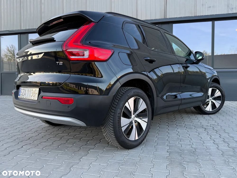Volvo XC 40 T2 Plus Dark - 17