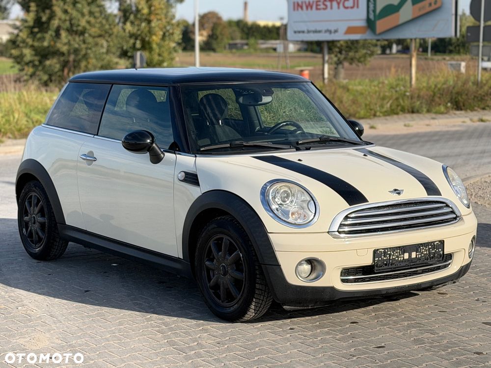 MINI Cooper Standard - 1