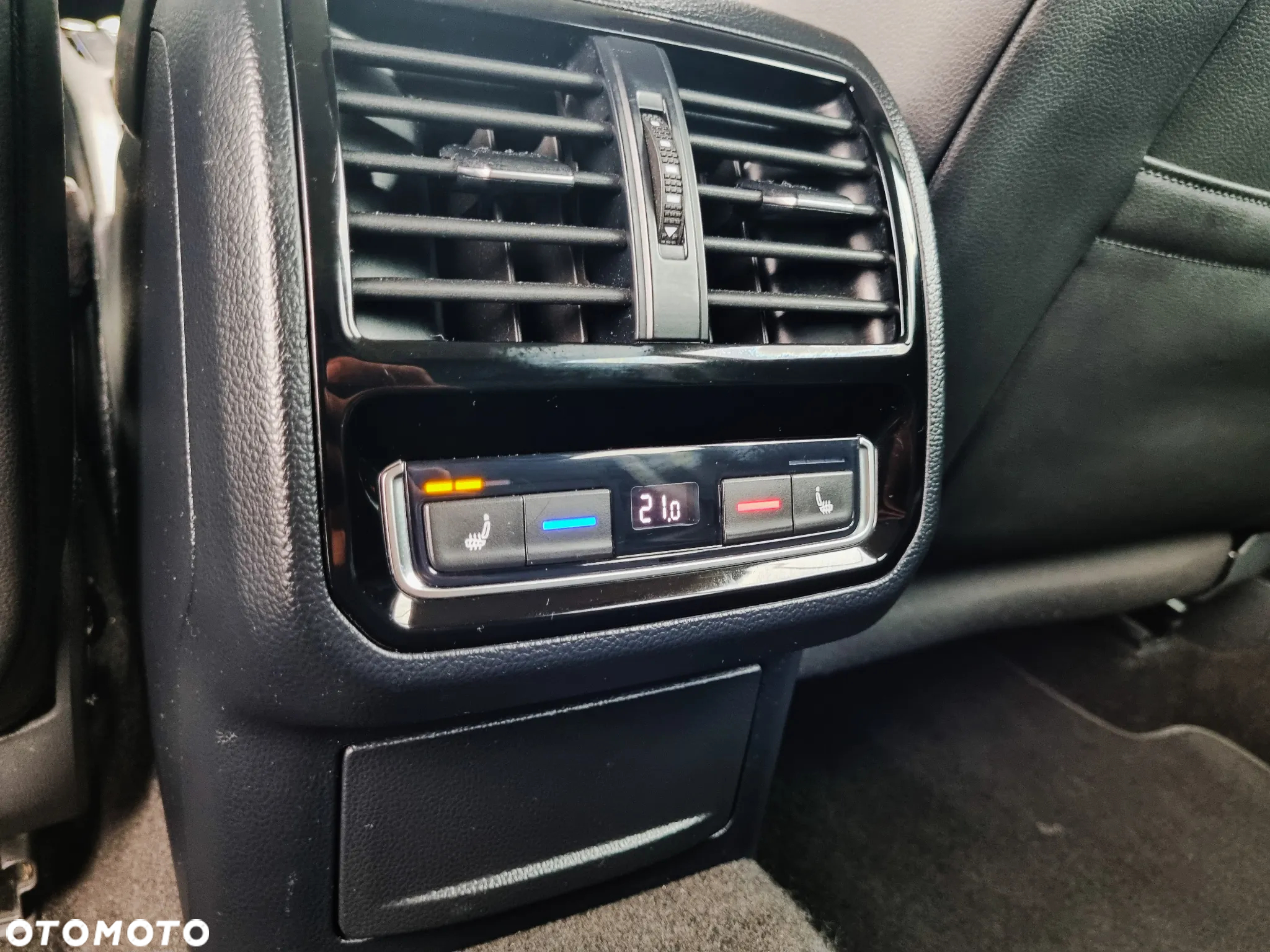 Volkswagen Arteon 2.0 TDI 4Motion Elegance DSG - 19