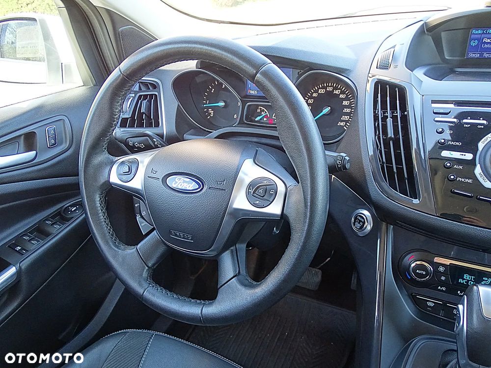 Ford Kuga 2.0 TDCi 4x4 Titanium - 31