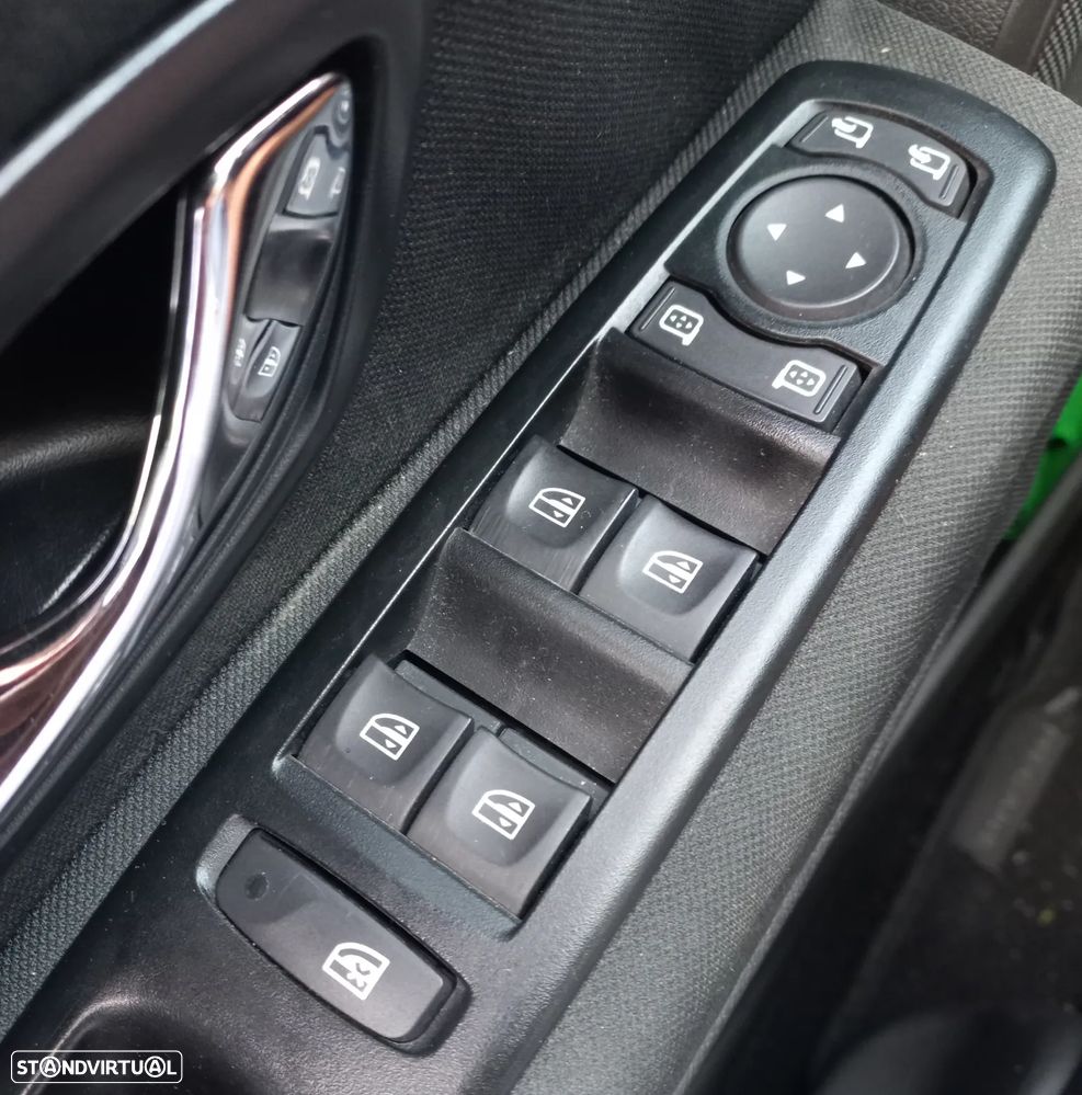 Renault Mégane 1.5 dCi Limited - 4