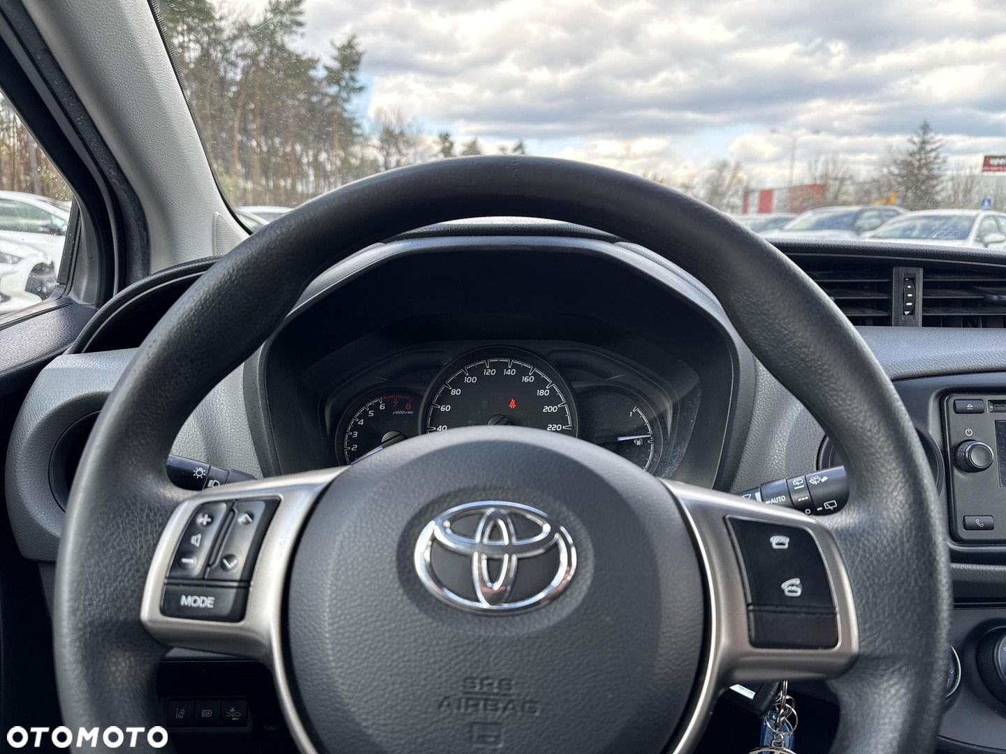 Toyota Yaris - 19