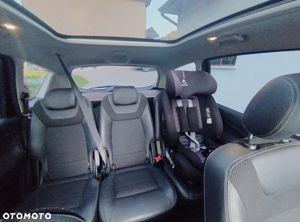 Ford S-Max 2.0 TDCi DPF Titanium - 10