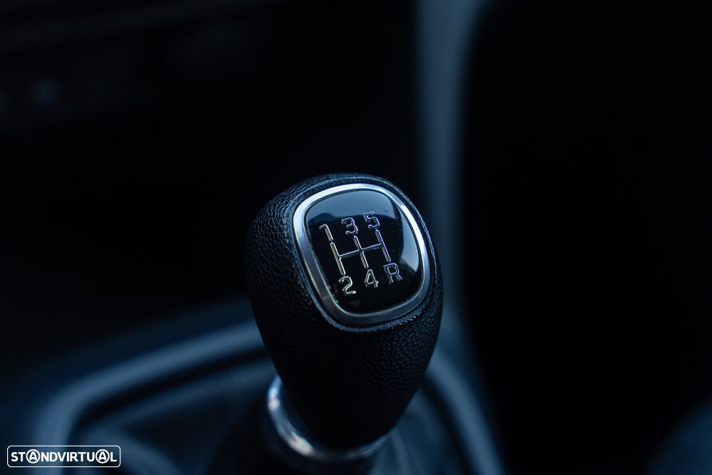 Hyundai i10 1.2 YES! Silver - 20