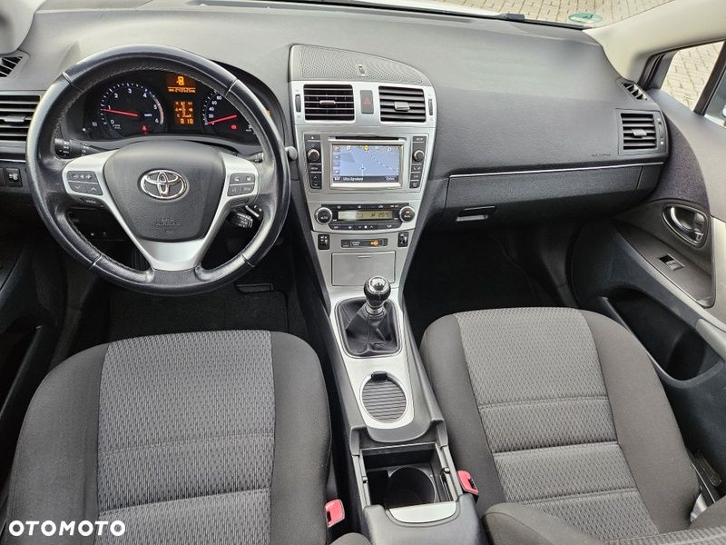 Toyota Avensis 2.0 D-4D Premium - 15