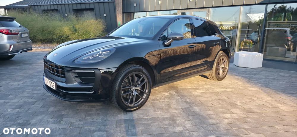 Porsche Macan T - 1