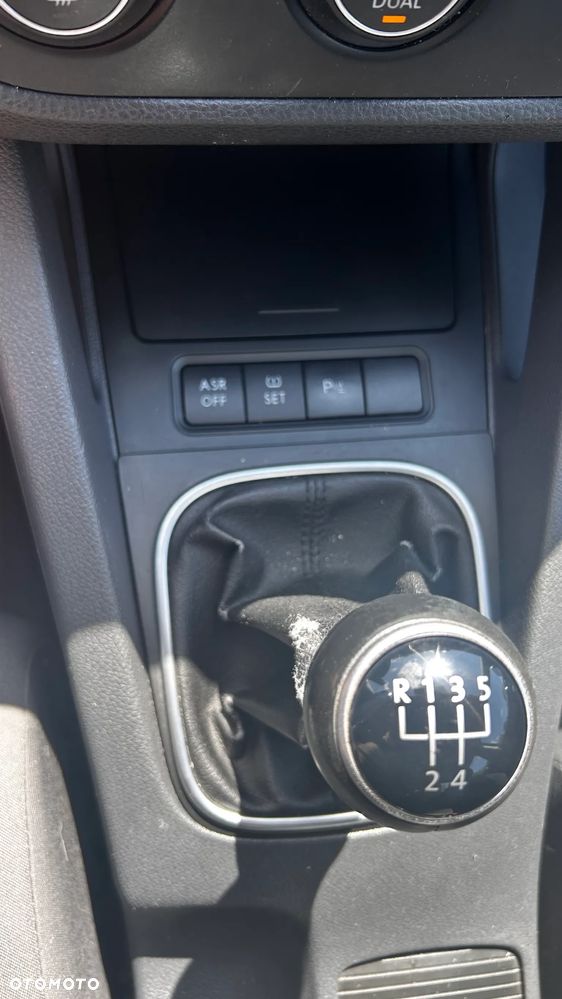 Volkswagen Jetta 1.9 TDI Comfortline - 16