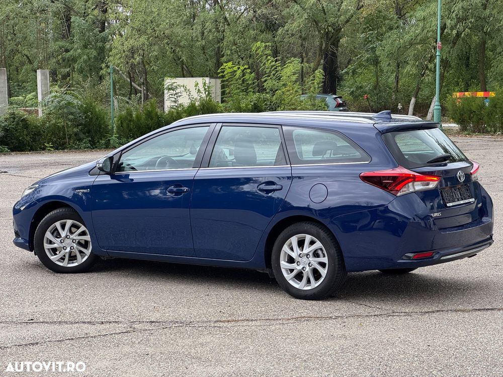 Toyota Auris 1.8 L VVT-i Hybrid Luna - 24