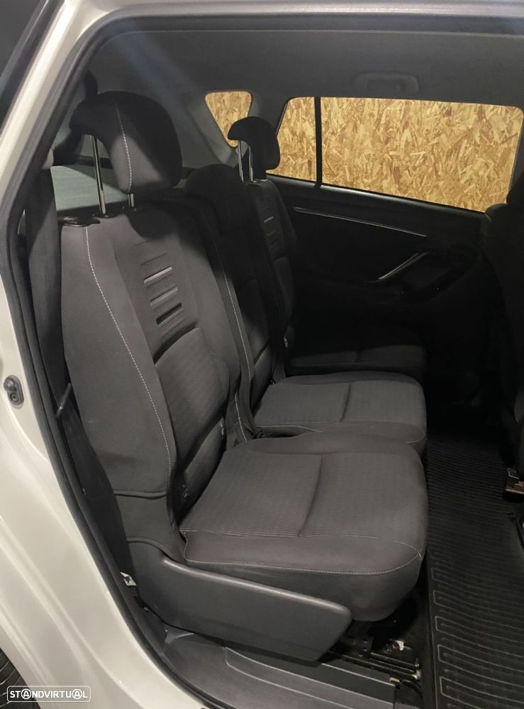 Toyota Verso 1.6 D-4D Exclusive - 26