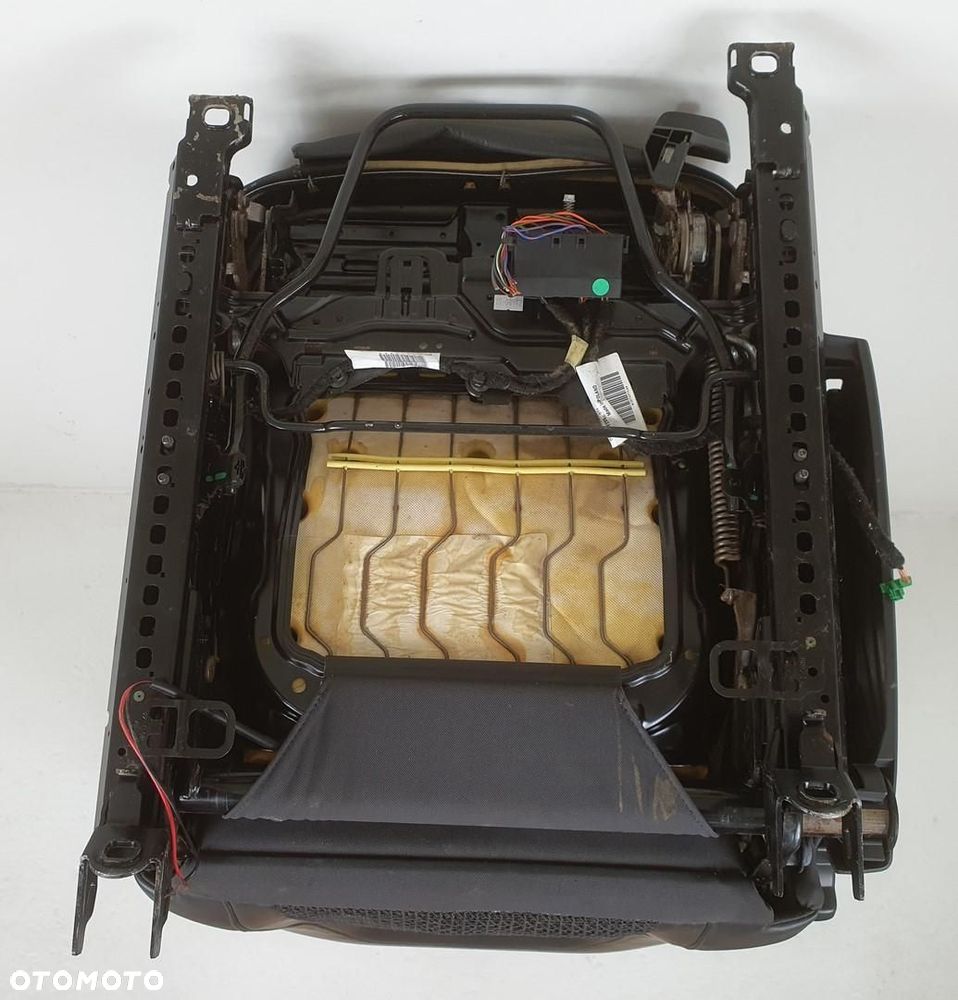FOTEL KIEROWCY LEWY PRZÓD GRZANY VOLVO XC70 II EUR - 11