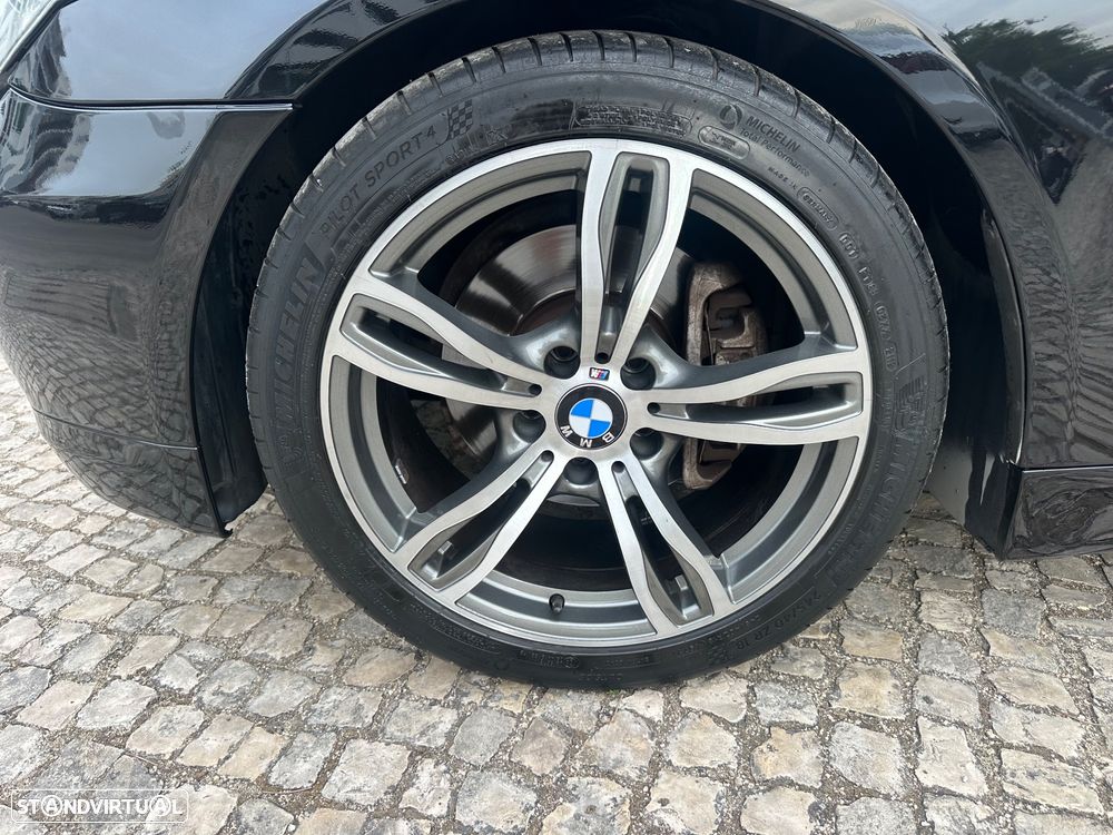 BMW 520 dA Executive - 12
