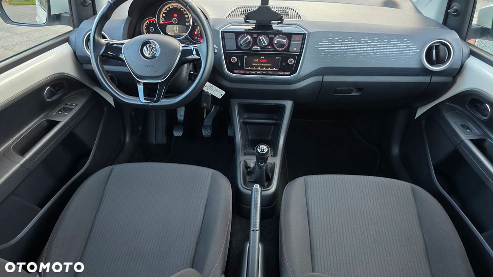 Volkswagen up! sound - 33