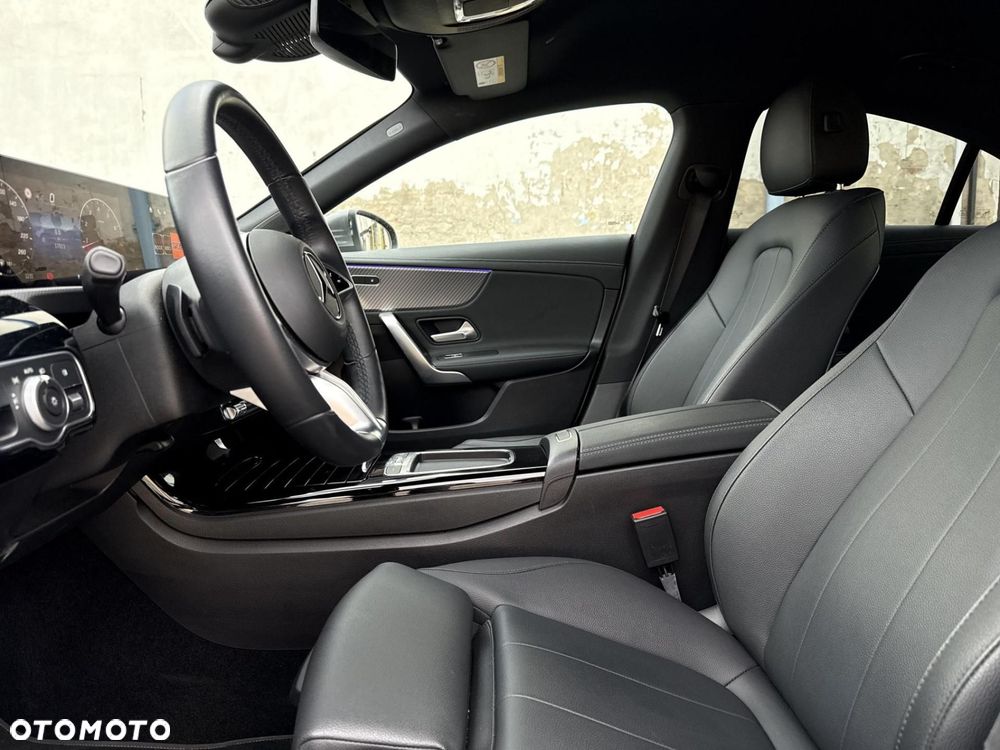 Mercedes-Benz CLA 200 mHEV Progressive 7G-DCT - 14