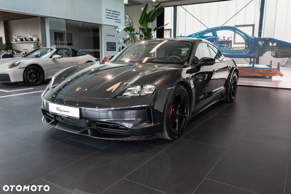 Porsche Taycan 105kWh 4S Black Edition - 1