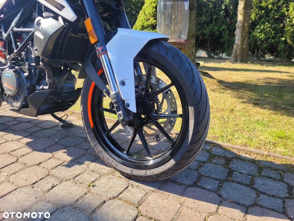 KTM Duke - 4