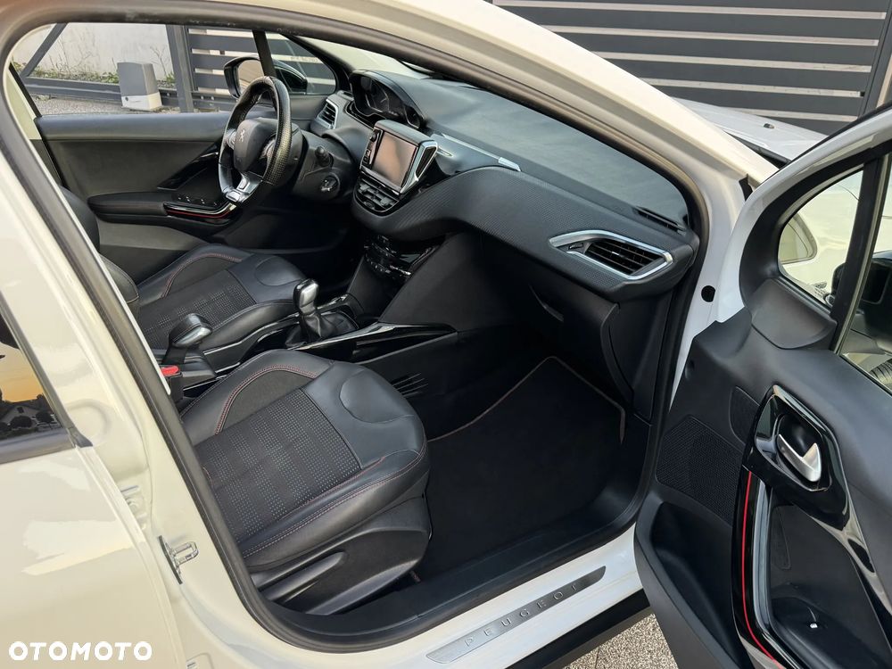 Peugeot 2008 PureTech 110 Stop&Start GT-Line Edition - 23