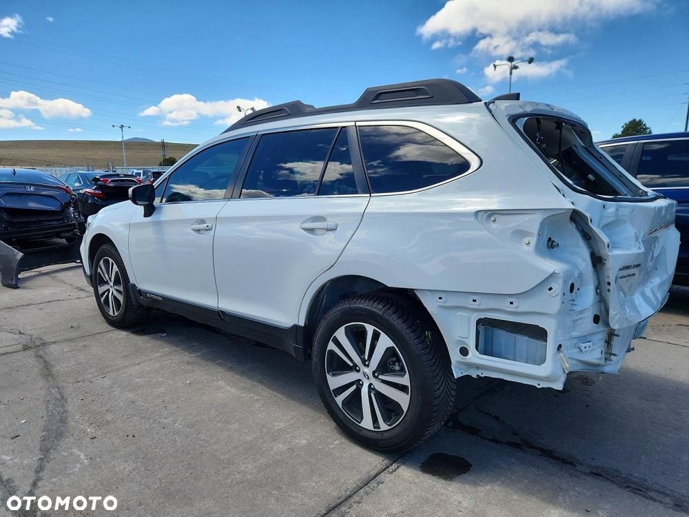 Subaru Outback - 5
