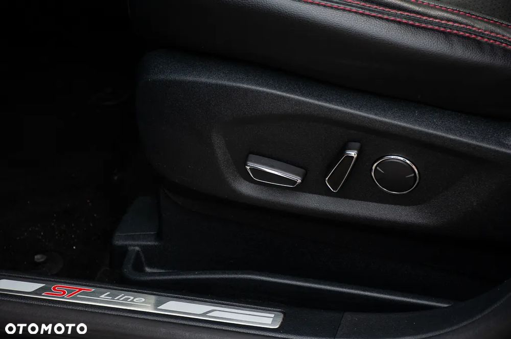 Ford S-Max 2.0 EcoBlue ST-Line - 37