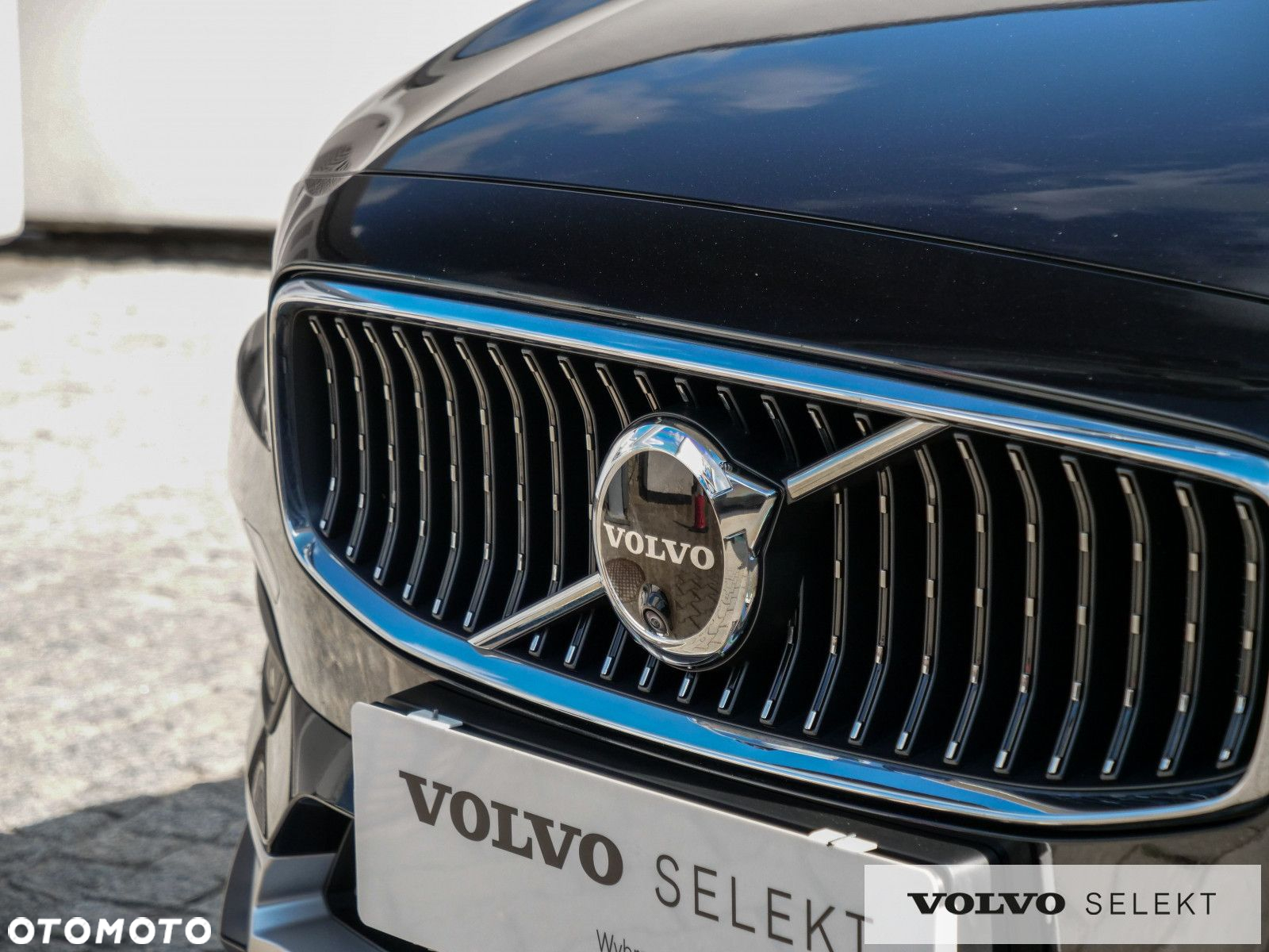 Volvo V90 Cross Country - 12