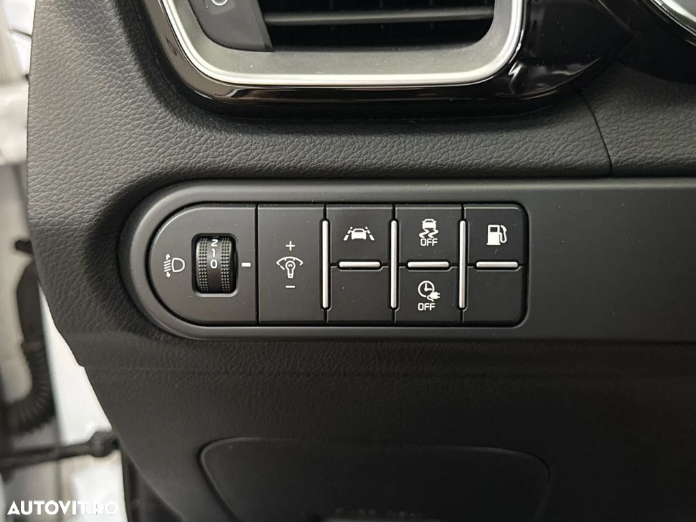 Kia XCeed - 16