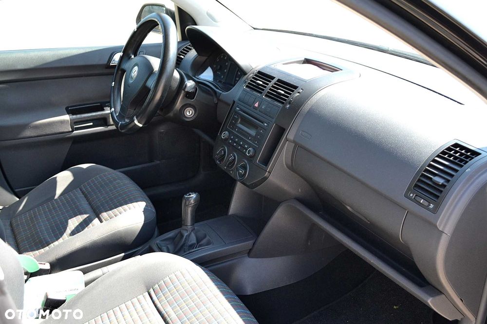 Volkswagen Polo - 7