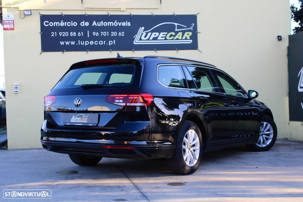 VW Passat Variant 2.0 TDi Business DSG - 17