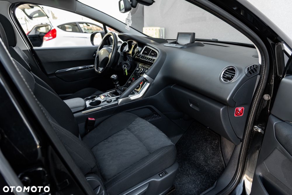 Peugeot 3008 HDi 150 Allure - 21