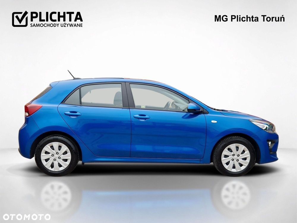Kia Rio - 7