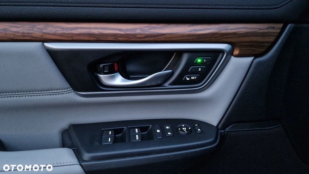 Honda CR-V 1.5 Executive (Honda Connect+) CVT - 18