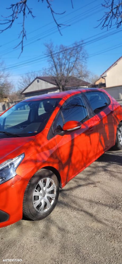 Peugeot 208 1.2 L PureTech Active - 6