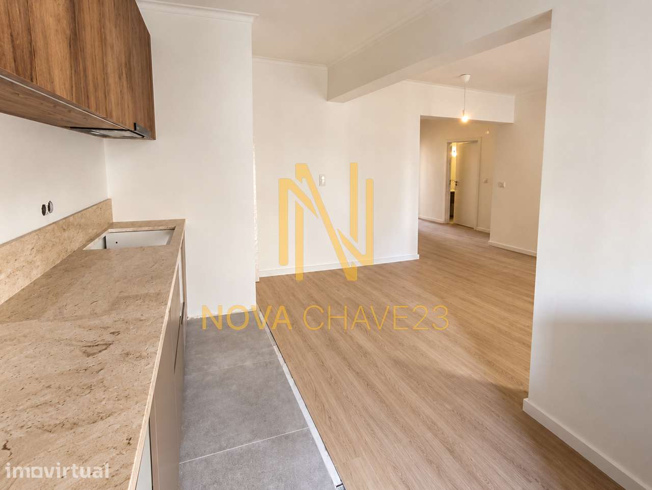 Apartamento T2 Remodelado no Casal do Cotão – 85 m² | 6.º Andar - Grande imagem: 5/17