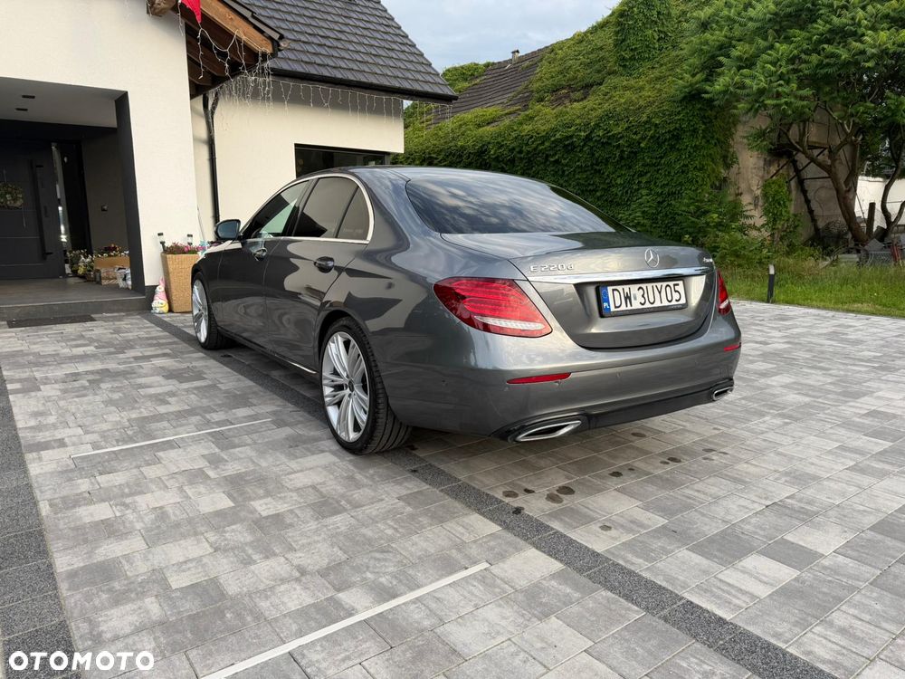 Mercedes-Benz Klasa E 220 d 4-Matic Avantgarde - 9